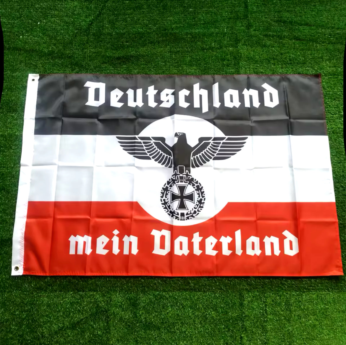 Kaiserreich‘s Fahne mit Adler